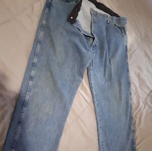 Men's Wrangler Jeans
